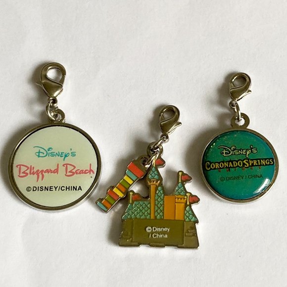 Vintage Disney 3 Charm Lot Cinderella Castle Blizzard Beach Coronado Springs - Picture 4 of 12